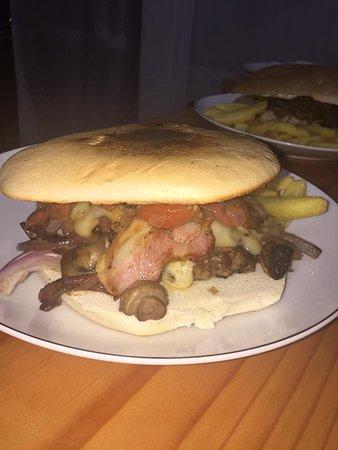El Burgués Sándwich & Coffee