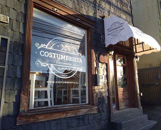 Costumbrista